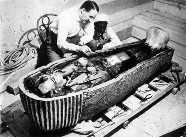 Tìm lời nguyền chết chóc đánh thức Pharaoh Tutankhamun 9