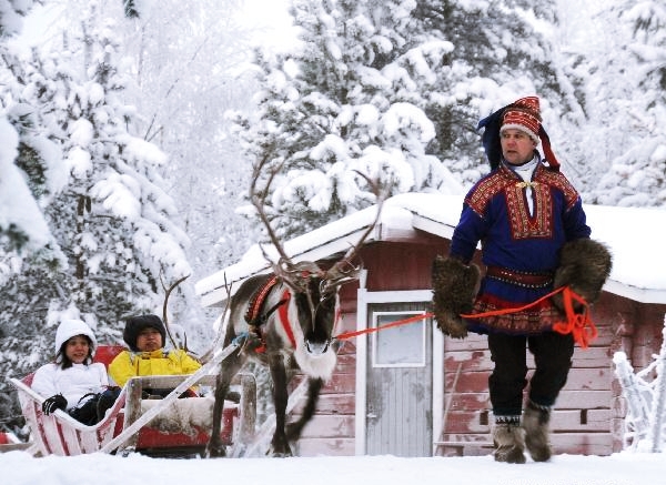 Truy tìm tung tích ngôi làng của ông già Noel 7