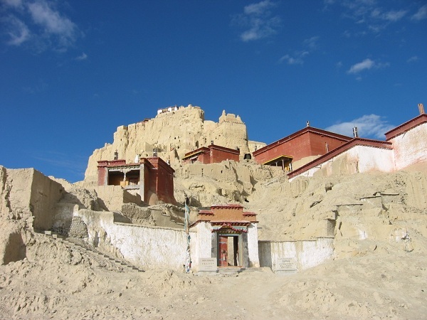 Vương quốc cổ "toàn núi và đền thờ" ở Tây Tạng 2