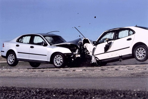 Car-Accident-In-Canada-eb8b3.jpg