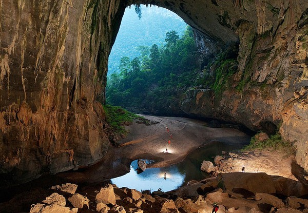 Hang-Son-Doong-Quang-Binh-d61d7.jpg