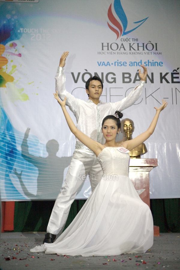 Ngắm những nữ sinh đ&aacute;ng y&ecirc;u của Học viện H&agrave;ng Kh&ocirc;ng 11