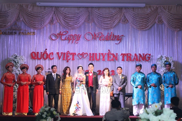 Tiệc cưới của Huyền Trang có hơn 1.000 khách tham dự 26