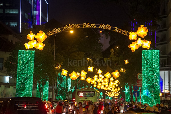 Sài Gòn siêu lung linh và náo nhiệt đón ngày Noel 8