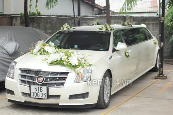 Miss Teen Huyền Trang được xe Limousine đón trong lễ rước dâu 5