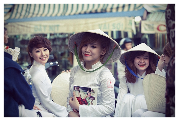 Girlgroup Lady Q diện áo dài nữ tính ngày 20/11 7