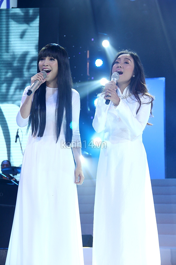 Chị em Thiều Bảo Trang được "ưu ái" hát trên sân khấu lớn 27