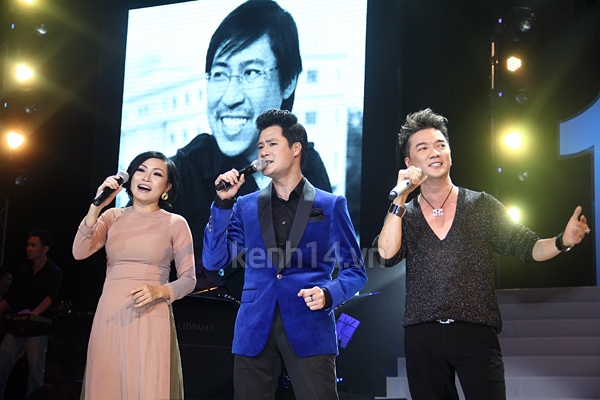 Chị em Thiều Bảo Trang được "ưu ái" hát trên sân khấu lớn 36