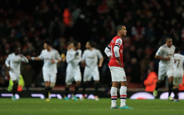 Arsenal - Swansea: Bi kịch sân nhà 1