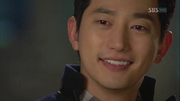 "CEO" Park Shi Hoo bất cẩn uống nhầm hóa chất 9