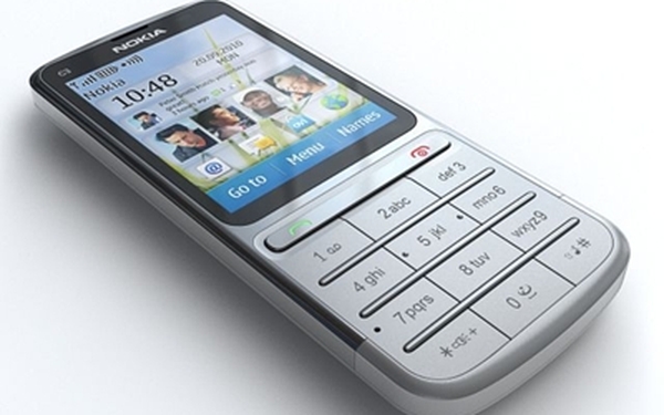 Nokia C3-01 có đặc điểm gì nổi bật về cảm ứng?