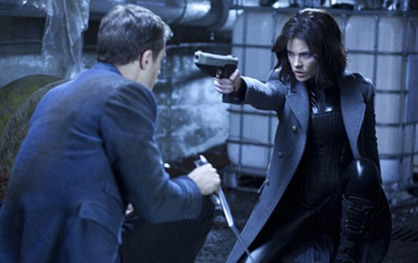 71. Phim Underworld: Awakening - Thế giới ngầm: Thức tỉnh