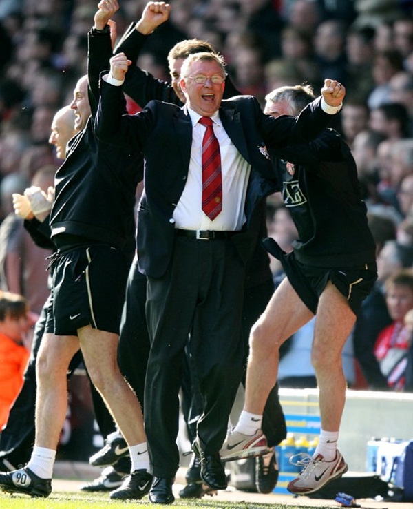 60 khoảnh khắc đáng nhớ trong sự nghiệp Sir Alex Ferguson 47