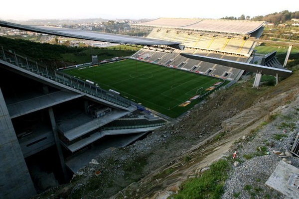 Chiêm ngưỡng SVĐ siêu độc của Sporting Braga 3