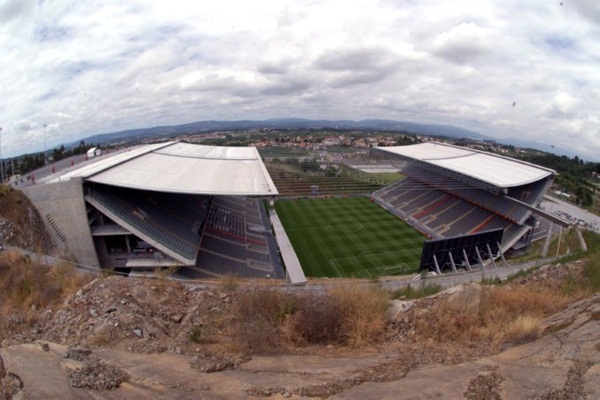 Chiêm ngưỡng SVĐ siêu độc của Sporting Braga 4