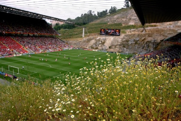 Chiêm ngưỡng SVĐ siêu độc của Sporting Braga 8