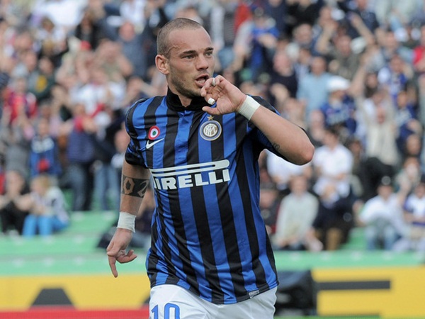 Inter sẵn sàng chia tay Sneijder 1