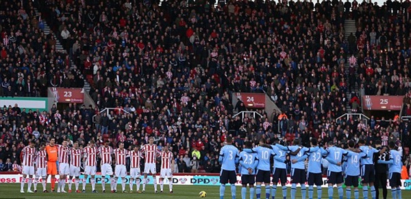 Cả Premier League hướng về ngày "Remembrance Day" 7