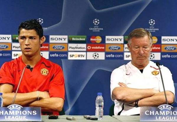 Bốc thăm 1/8 Champions League: Ronaldo chống lại "cha" Alex 2