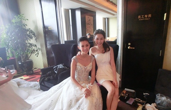 Bạn gái cũ sao bóng rổ Trung Quốc bụng bầu kết hôn 2