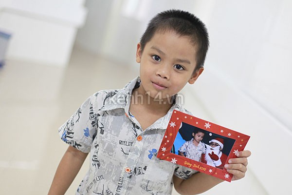 Nhiếp ảnh trẻ Đ&agrave; Nẵng h&oacute;a th&agrave;nh &ocirc;ng gi&agrave; Noel 8