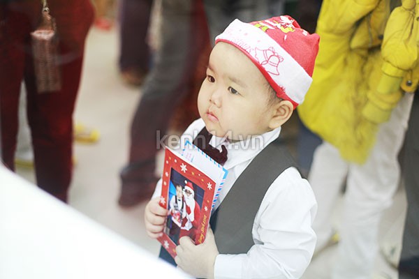 Nhiếp ảnh trẻ Đ&agrave; Nẵng h&oacute;a th&agrave;nh &ocirc;ng gi&agrave; Noel 9