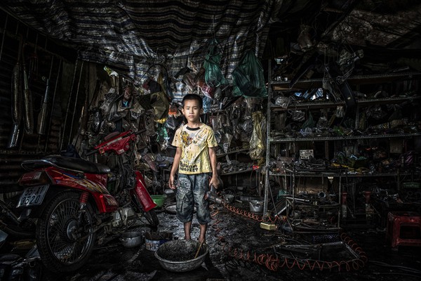 "Giấc mơ trẻ em nghèo" của nhiếp ảnh gia VN lên báo nước ngoài 10