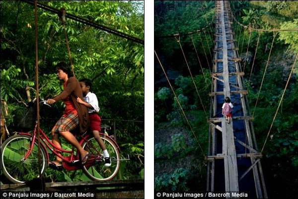 "Rợn người" đường đến trường của học sinh Indonesia 4