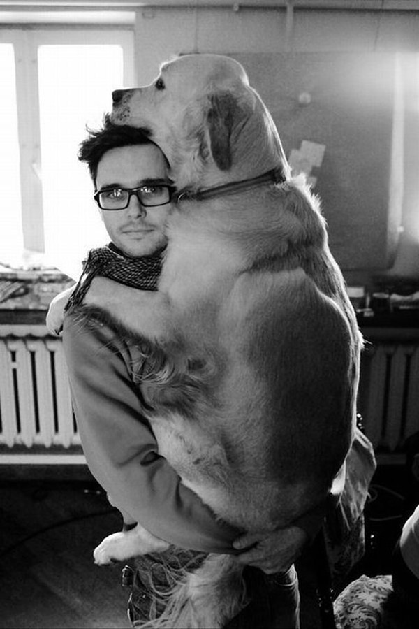 cute-dogs-hugging-humans-101-35caf.jpg