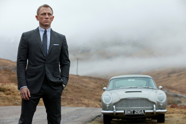 "Skyfall" - Kiệt tác mới của Bond 10