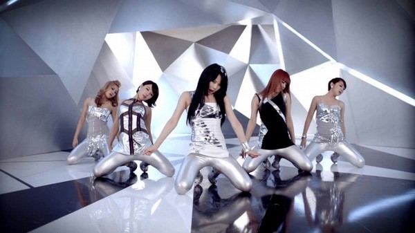 B&agrave;n về phong c&aacute;ch sexy của sao nữ Kpop 4