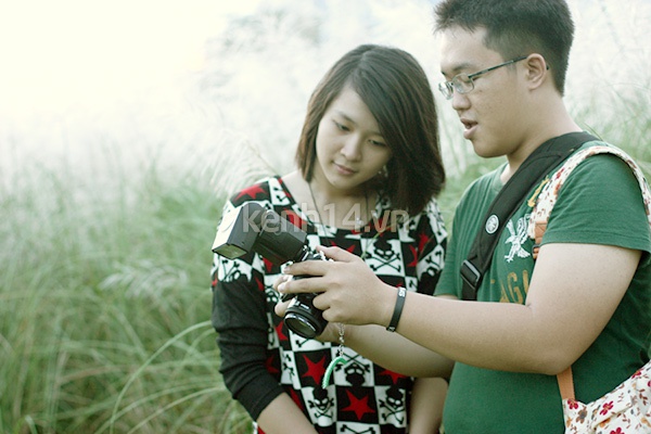 Giới trẻ Đà Nẵng mê tít chụp hình với hoa cỏ lau 7