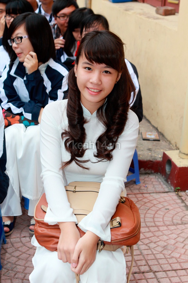 Teen Trần Phú và Kim Liên tưng bừng kỷ niệm ngày nhà giáo 9