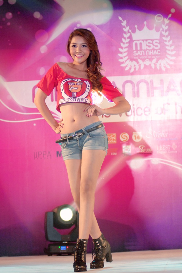 Rực rỡ đêm chung kết Miss Sàn Nhạc 2012 7