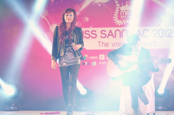 Rực rỡ đêm chung kết Miss Sàn Nhạc 2012 16