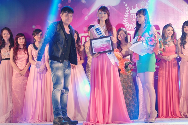 Rực rỡ đêm chung kết Miss Sàn Nhạc 2012 23