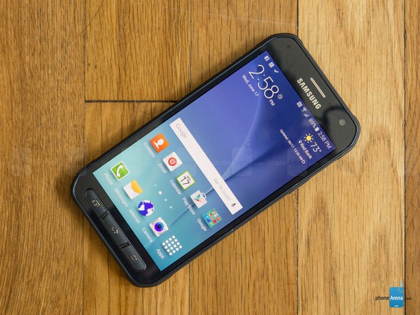 Samsung-Galaxy-S6-Active-Review-002-727aa