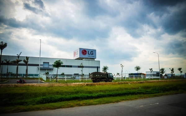 vietnam-lg-factory-06685-5e290