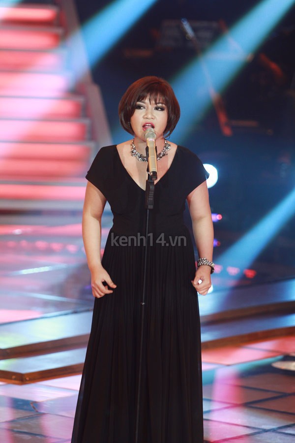 The Voice Việt "bứt ph&aacute;" phong c&aacute;ch với gam m&agrave;u trắng 12