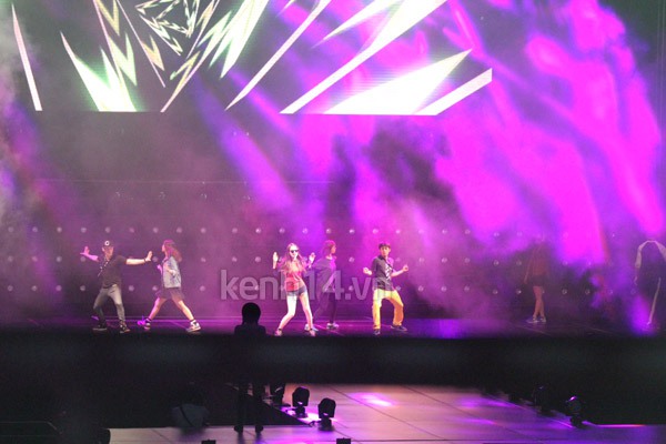 HOT: Rò rỉ ảnh sân khấu tổng duyệt chương trình của Wonder Girls 6