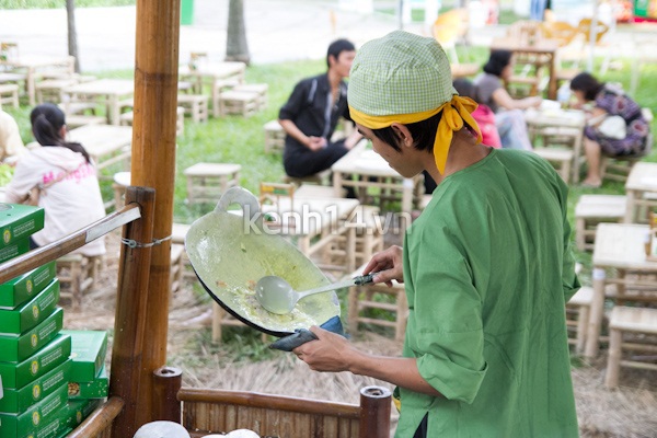 Lễ hội ẩm thực quốc tế &ndash; đ&ocirc;ng, vui&hellip; nhưng đắt 8