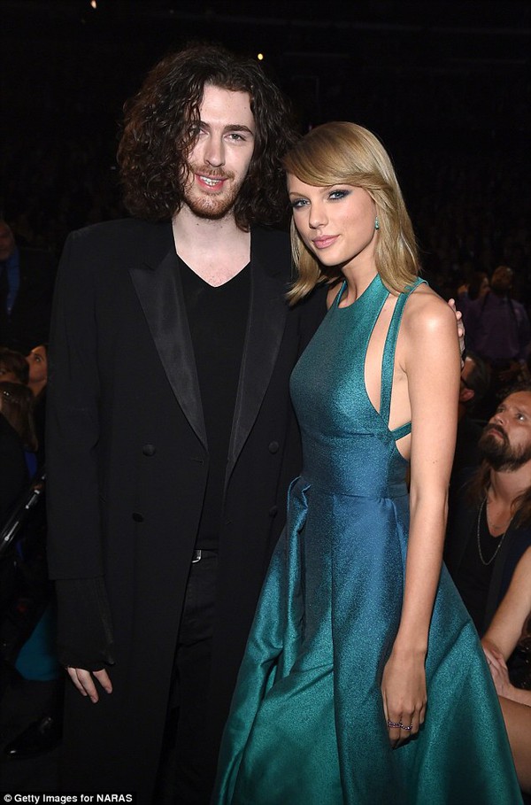 Rộ tin Taylor Swift đang tán tỉnh nam ca sĩ mới nổi Hozier