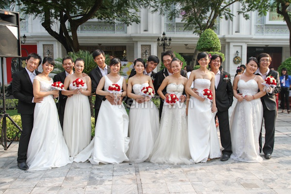 Tưng bừng tại đám cưới tập thể lớn nhất Việt Nam 1