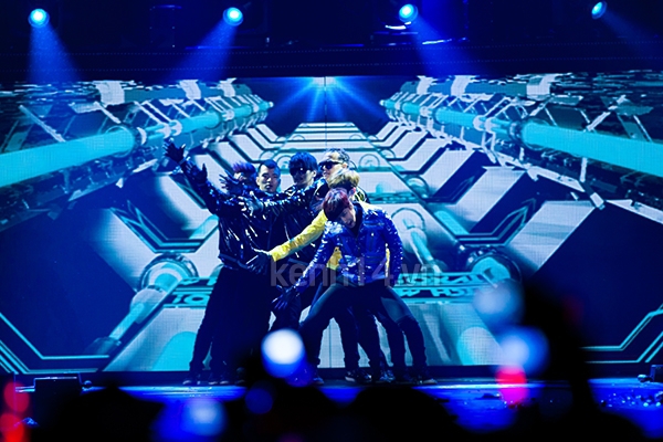 Những điều đặc biệt tại "si&ecirc;u show" Kpop Festival 6