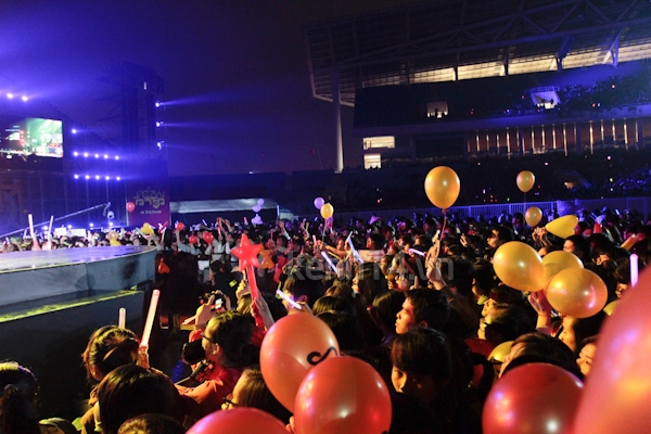 Những điều đặc biệt tại "si&ecirc;u show" Kpop Festival 12