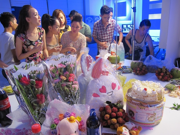 Kh&aacute;m ph&aacute; nh&agrave; chung của th&iacute; sinh Vietnam Idol 9