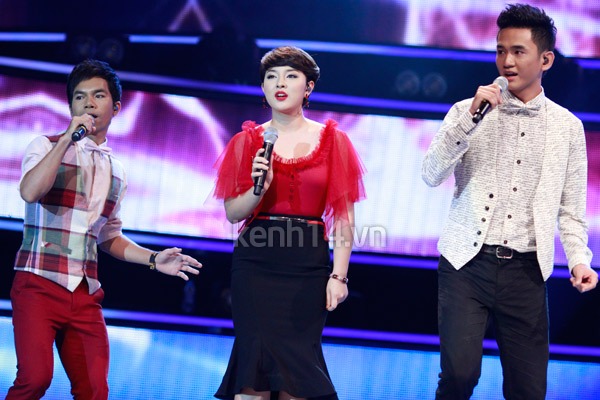 Diễn sing-off thuyết phục, Hoàng Quyên được giữ lại Vietnam Idol 7