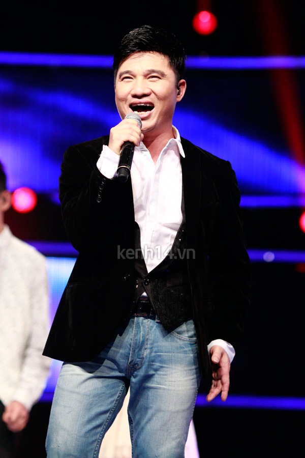 Diễn sing-off thuyết phục, Hoàng Quyên được giữ lại Vietnam Idol 8