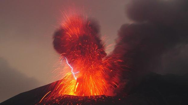 Giải mã hiện tượng kỳ bí "sét trong núi lửa" mới xảy ra - Ảnh 5.