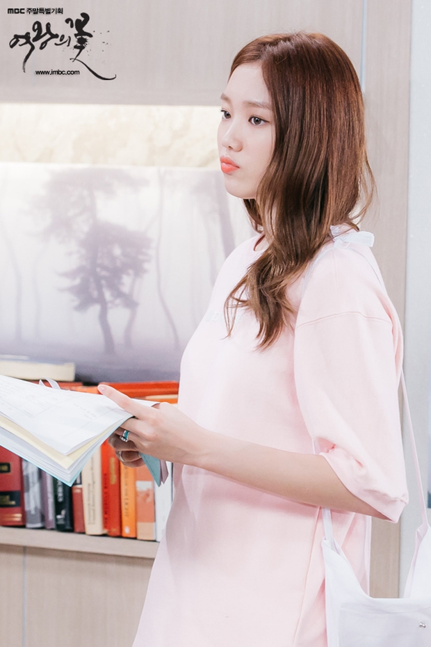 Nhìn lại sự nghiệp diễn xuất của gà nhà YG - Lee Sung Kyung đến thời Doctors - Ảnh 6.